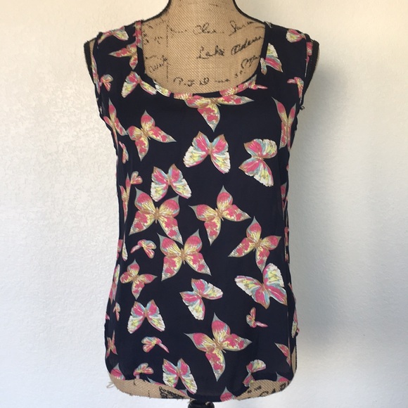 Tops - Butterfly tank top! Size M